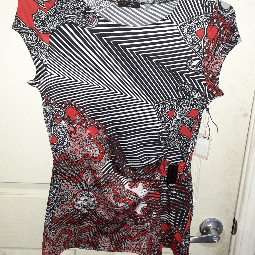 Fylo fire paisley- geo print blouse